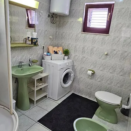 Apartman Pida Primosten Exterior photo