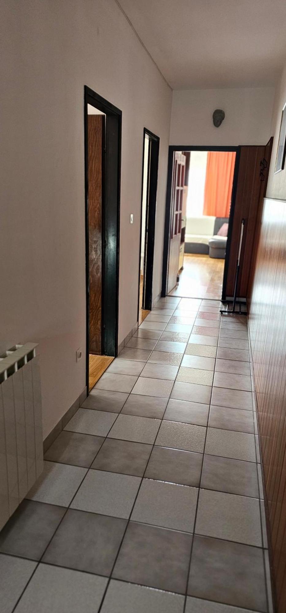 Apartment Pida *